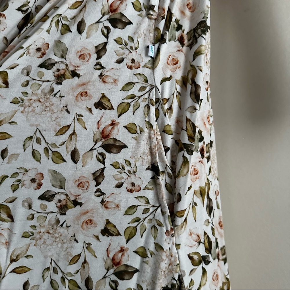 Posh Peanut‎ • Vintage Floral Bamboo Viscose Robe - Picture 6 of 8